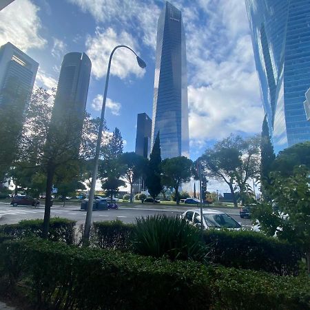 Ferienwohnung Chamartin De Frente A 4 Torres Madrid Exterior foto